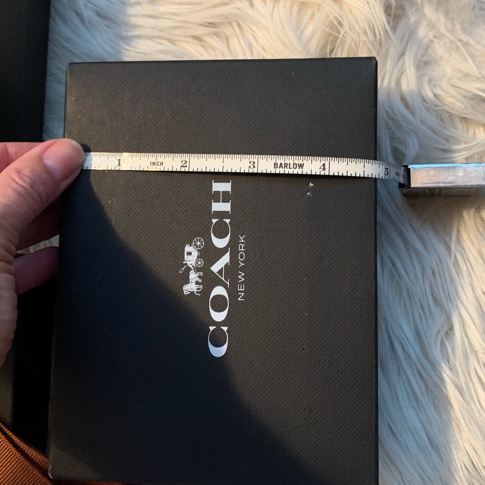 Coach Black Box Set with Brown Ribbon - Picture 3 of 8